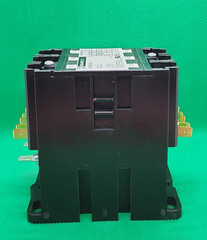SQUARE D 8910DPA63V02 3POLE 60A 600V Definite Purpose Magnetic Contactor [2NS1]