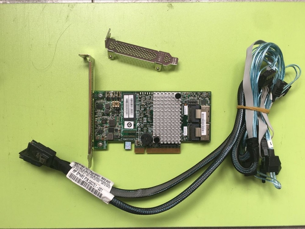 LSI 9267-8i 6Gb/s PCI-Express 2.0 512MB 8Port RAID0/1/10 +8087 to (4)7-Pin SATA