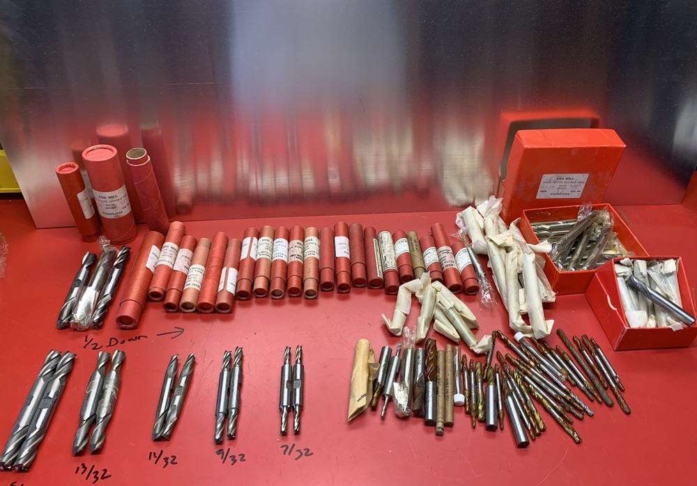 Lot of 110 HSS End Mills, 1/2″ & Smaller NEW OLD STOCK Clausing Mill