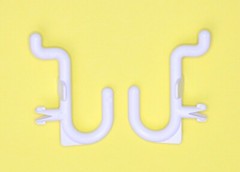 Plastic White J Hook Peg Board Hook Kit Garage 100 pieces PEGBOARD NOT INCLUDED