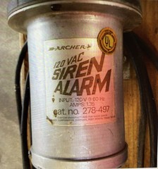 Archer 120 VAC SIREN ALARM No. 278-497 with Foot Pedal – Mounted on Wood – Works