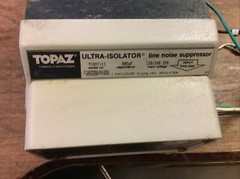 Topaz 91097-11 750VA 120/240V Ultra-Isolator Line Noise Suppressor (used)