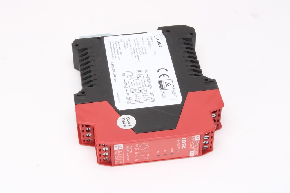 Idec HR3S-301N Safety Relay Module – Fair Condition