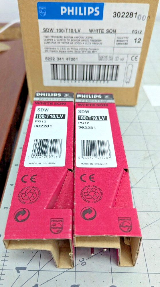 (2) Philips 302281 High Pressure Sodium 100 Watt – 2,700K – T10 – 2 Pin [A7S2]