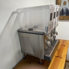CRATHCO CS-4E/2D/3D-16 4-HEAD REFRIGERATED BEVERAGE DISPENSER 2.4 GAL. CLEAN!