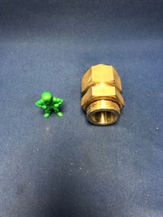Swagelok SS-2000-1-20ST Tube Fit Male 1 1/4″ OD x 1 5/8-12 SAE/MS Straight Thrd