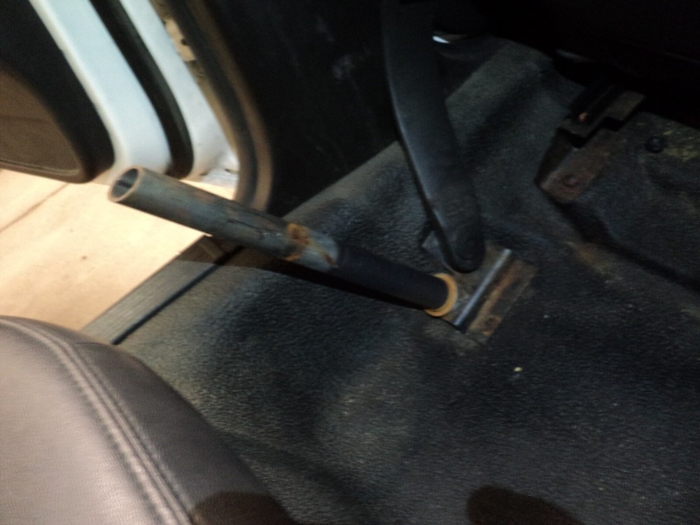 Set of (2) 98-11 Crown Victoria P71 Prisoner Cage Divider Floor Mount Brackets