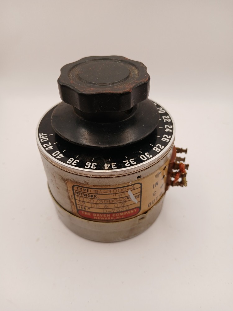 Daven TA 1000 4 Potentiometer Attenuator Good With Knob and Escutcheon