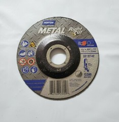 4-1/2″ x .045″ x 7/8″ Type 42 Dep Center Cut Off Wheel Norton, Lot of 60 BULK