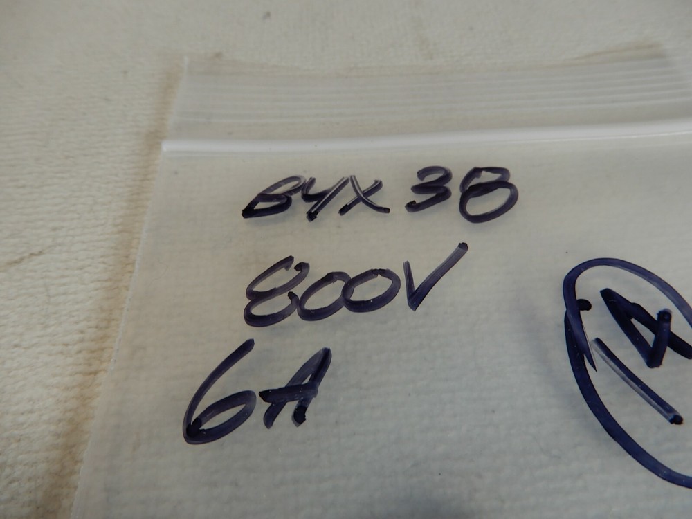 Amperex Philips BYX38 800V 6A Diodes Qty 14 NOS
