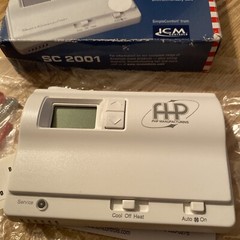 SC2001 ICM Controls Heat/Cool Non-Programmable Thermostat ~ New Open Box