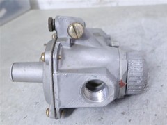 Carrier Bryant Model 1/2 A 643 HVAC Furnace Gas Control Valve