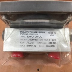 Mid-West Instrument Model 120AA-00-OO 5 PSID Differential Pressure Gauge 3000PSI