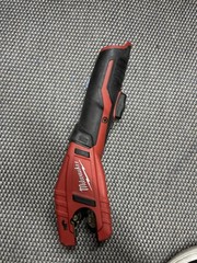 Milwaukee 2471-20 M12 12V 12 Volt Cordless Copper Tubing Cutter (Tool Only)
