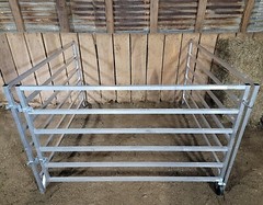 ALUMINUM 5 FT X 5 FT 6 RAIL 40″ TALL WALL-MOUNTED SHEEP & GOAT STALL KIT PEN