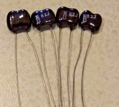 4-PCS 82pf / 500V CDM Silver Mica Cornell Dubilier capacitors J=5%