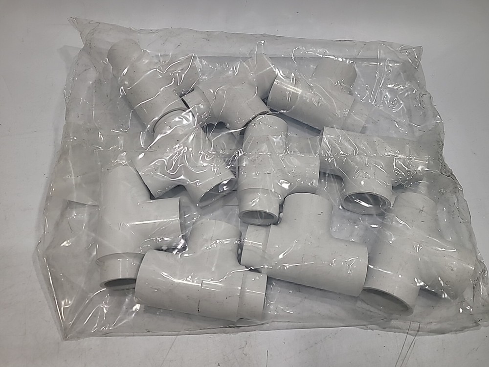 401-126 1″ x 3/4″ x 1 Slip x Slip x Slip Reducing Tee. LOT OF 10