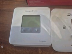Honeywell Home TH1110D2009 T1 Pro Non-Programmable Thermostat