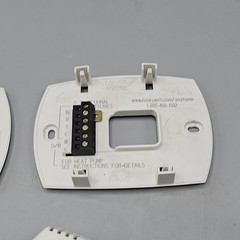 Honeywell LOT Of 2 TH5110D1006 TH5110D1022 Thermostats Non Program PARTS REPAIR