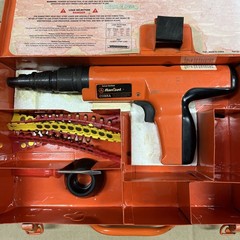 ITW Ramset Red Head COBRA 27 Caliber Cobra Powder Actuated Tool W/Metal Case