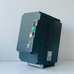 SCHNEIDER ELECTRIC ALTIVAR 320 VFD ATV320D15N4B AC SPEED DRIVE 15KW 20HP 3PHASE