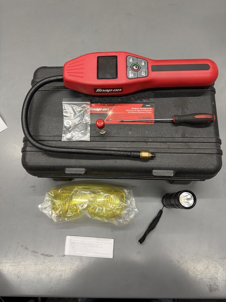 Snap On Refrigerant Leak Detector Kit ACT 825
