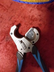 NEW Sharkbite 25880 Pro Pex Cutter,Pe Material Application MISSING LABEL
