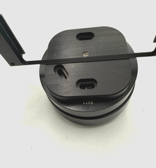 Newport 9411 Kinematic Cube/Prism Mount and a Rectangular Mount