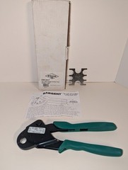 NEW McDonald 2301ACT & 2302 1/2 & 3/4 Pex Angle Crimp Tool With Copp Crimp Rings