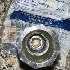 DRESSER PA Compression Coupling 1.375 X 1.125 PE Polyethylene to Copper Gas Pipe