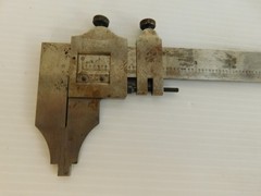 THE L.S. STARRETT CO NO 122 CALIPER (MCE185)