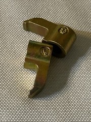NEW LOT OF 2 GENUINE KENNAMETAL CKM23LP CLAMPS 1020647 93-577-1089 (I10)