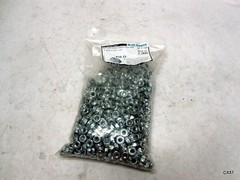 1000 Pack of #10-32 Nylon Insert Hex Lock Nuts Grade 2 Zinc Plated Steel