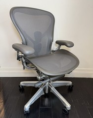 Herman Miller Aeron Office Chair – Size B – Graphite – Polished Aluminum