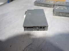 SIEMENS 6ES7132-4BD02-0AA0 LOT OF 4 DIGITAL INPUT MODULE 04220430452