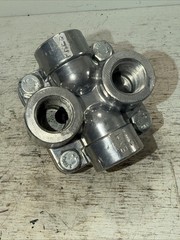 New Old Stock Barksdale 9023-MA Valve 9023MA No Handle