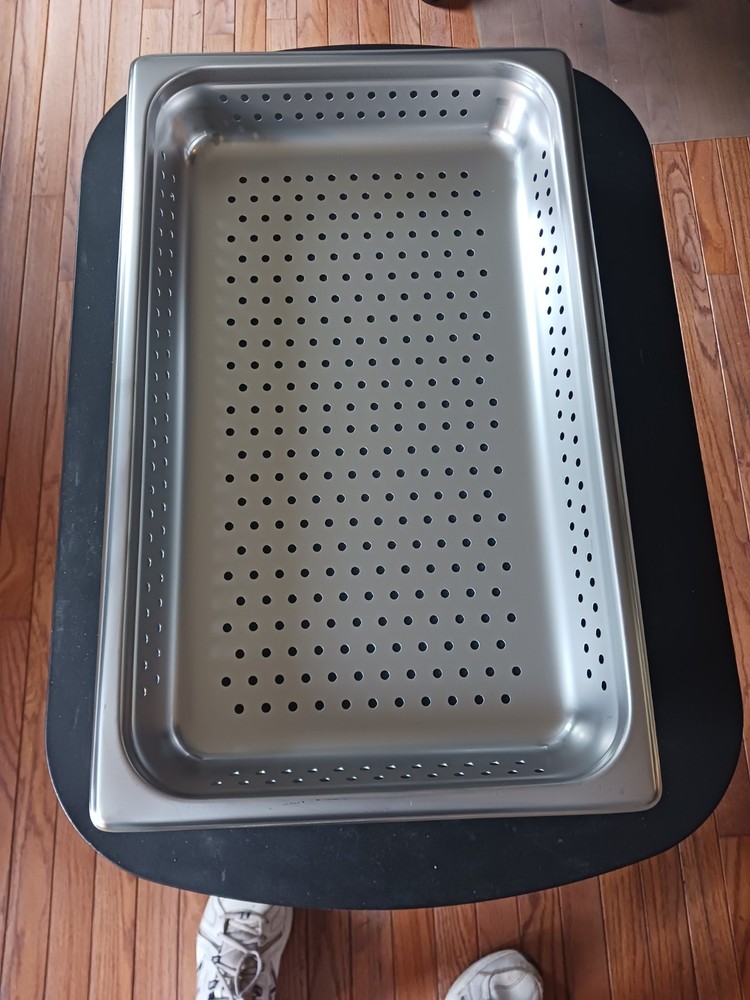 4 Hubert 2 1/2 Inch Perforated Full Size Pans