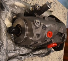 PD028PS02SRS5BC00T02B0000 P1/PD 28cc Series Medium Pressure Mobile Piston Pump