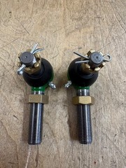 John Deere 750/ 850/ 950/ 1050 Tractor Tie Rod End Pair