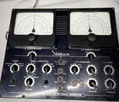 SIMPSON Model 479 TV FM Signal Generator Crystal Calibrator No WARRANTY