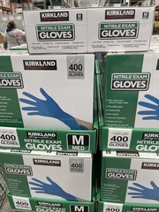 Kirkland Signature 467120 Nitrile Exam Gloves, Medium – 200 Count (2 Pack)