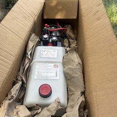 Double Acting Hydraulic Pump For Dump Trailers KTI – 12VDC – 6 Quart Reservoir