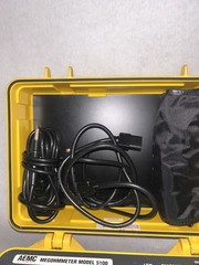 AEMC 5100 Megohmmeter Insulation Resistance Tester 5000V with Test Leads / Case