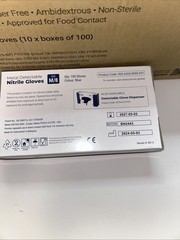 Case of 1000 Detectaglove Nitrile Gloves Size M/8 Latex & Powder Free 05/2027