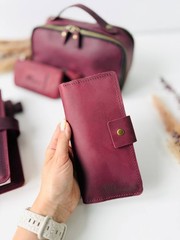 Luxury Leather Gift Set: Notebook, Wallet, Cosmetic Bag, Keychain – Personalized