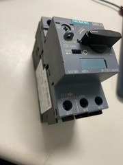 SIEMENS 3RV2421-4baw motor protection circuit breaker NEW