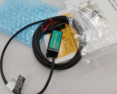 New In Box Keyence BL-1300 laser sensor