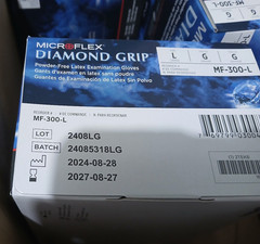 6 Microflex MF-300-L Ansell Diamond Grip Latex Gloves Large Textured 100 Count