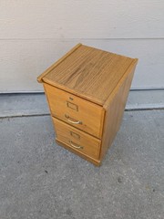 Vintage Industrial Mission Style Oak Wood Filing File Cabinet 2 Drawer Brass T52