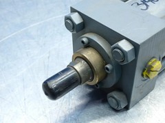 MILLER SERIES-HV2 HYDRAULIC CYLINDER HV2-84B2B-02.50-8.000-0100-S22T-0